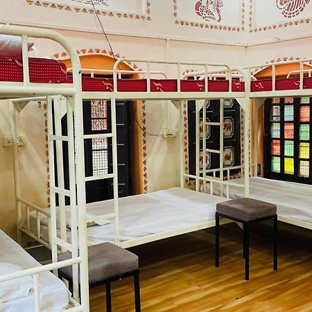 Rudra Home Stay Варанаси Экстерьер фото