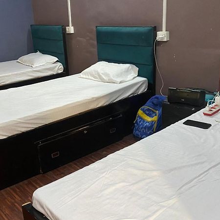 Rudra Home Stay Варанаси Экстерьер фото