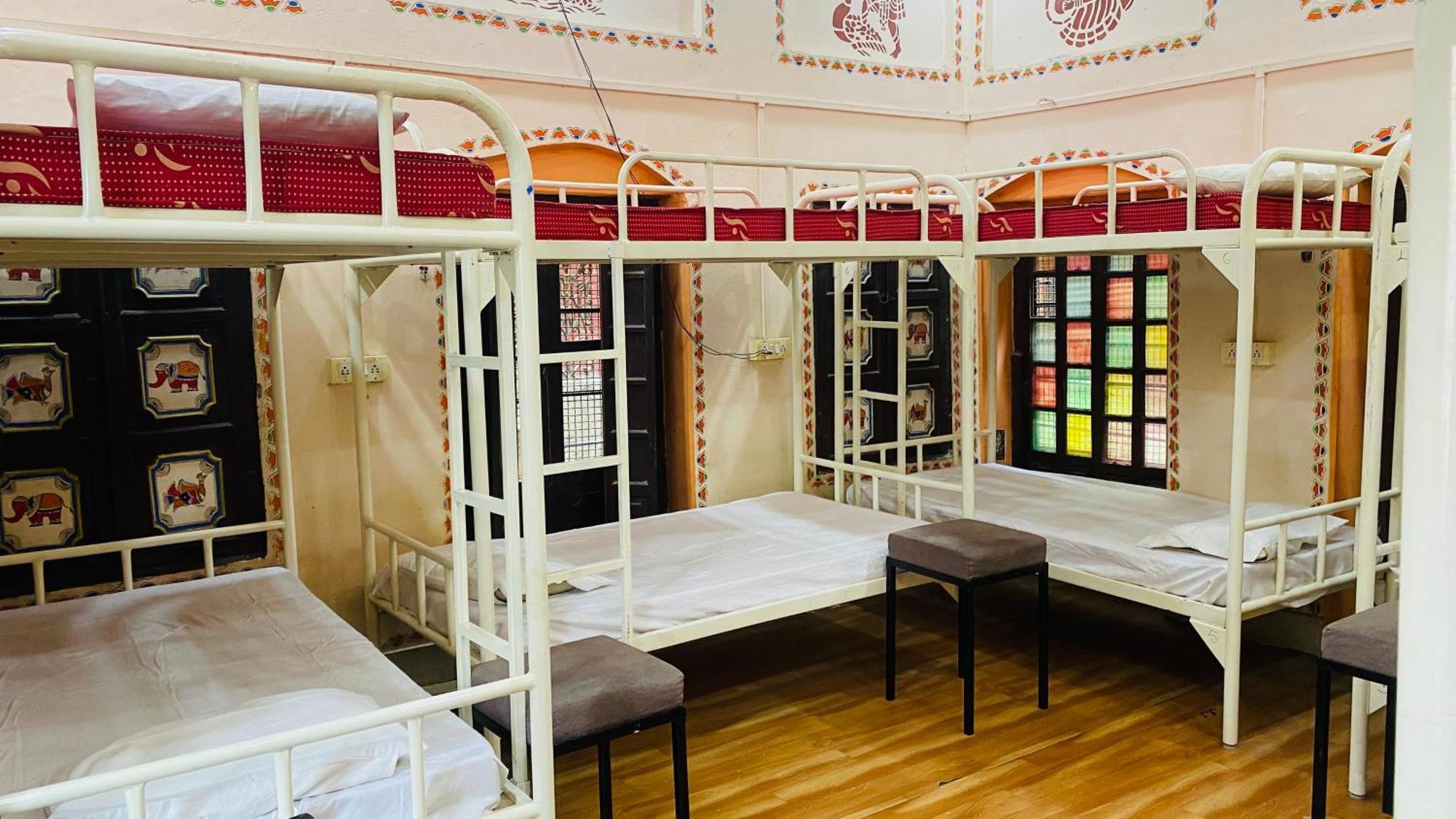 Rudra Home Stay Варанаси Экстерьер фото